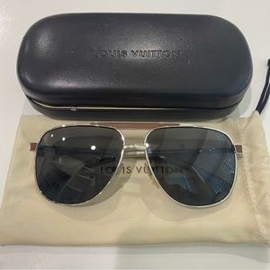 *AUTH* Louis Vuitton Men’s Persuasion Sunglasses